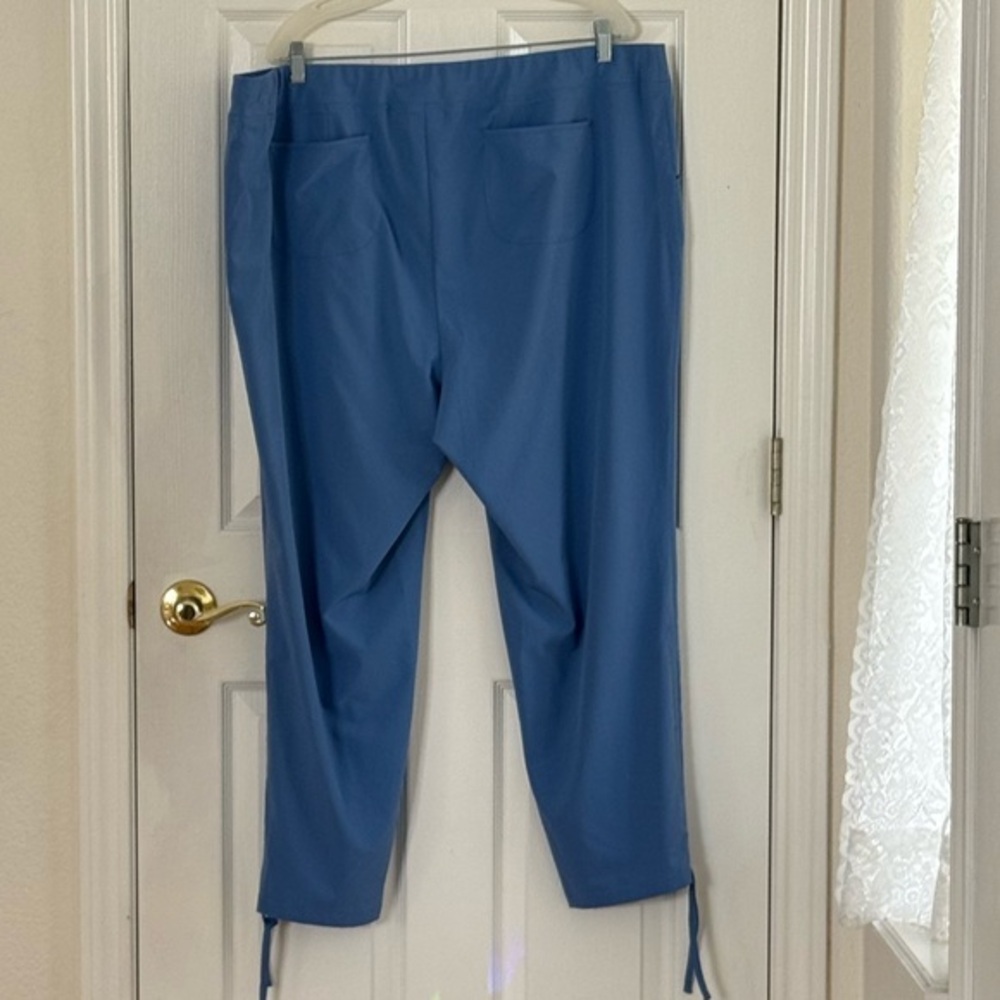 Chico’s Blue Lightweight Pants size 20 (Chicos size 4)